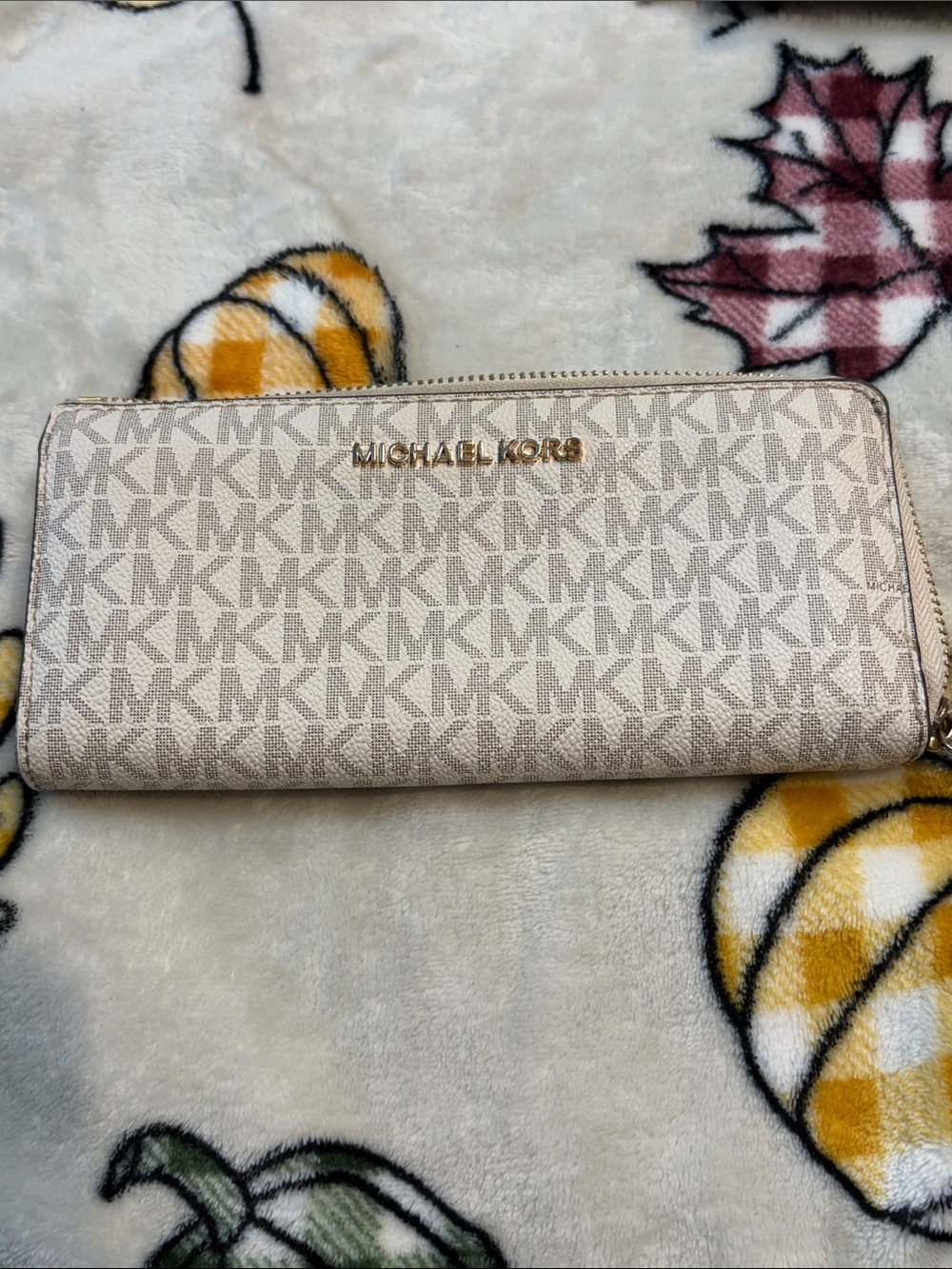 Michael Kors  Trio ALL HAVE BEEN USED - Picture 3 of 16